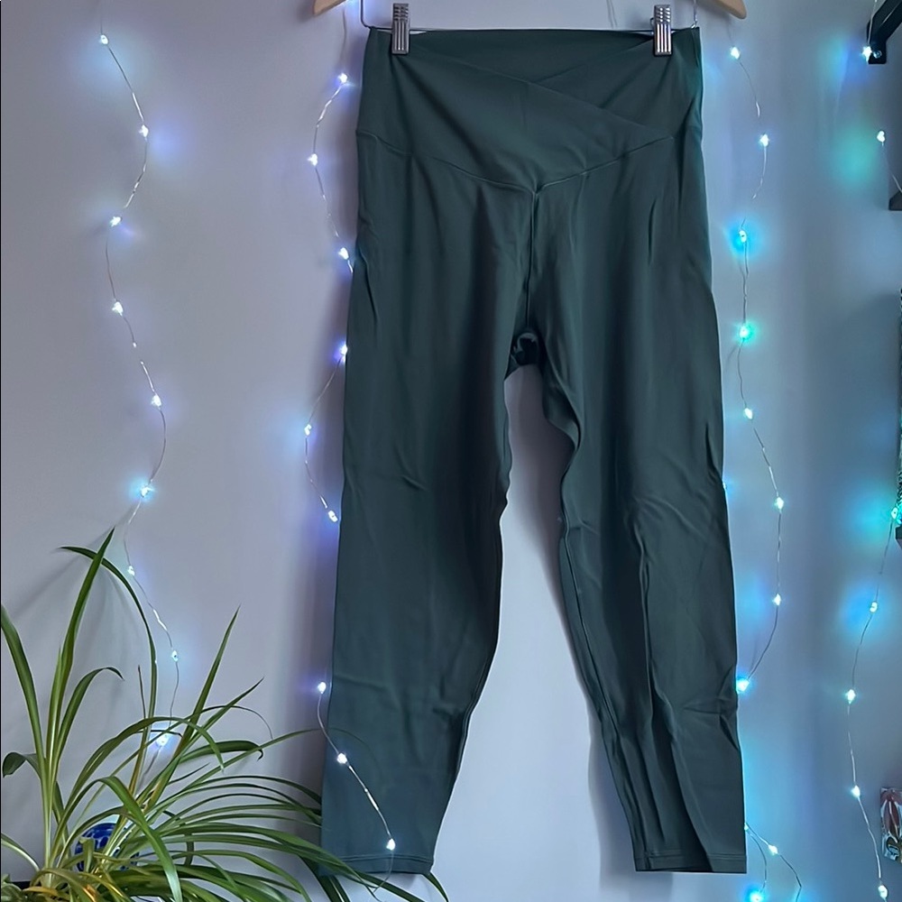 Aerie Crossover Green Leggings